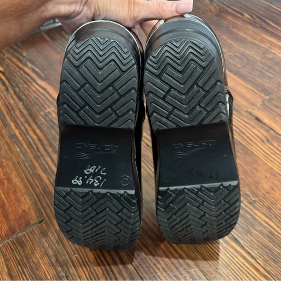 Dansko Women’s Professional Animal Print Iridescent Slip On Work Clogs Sz 40 - Picture 5 of 8